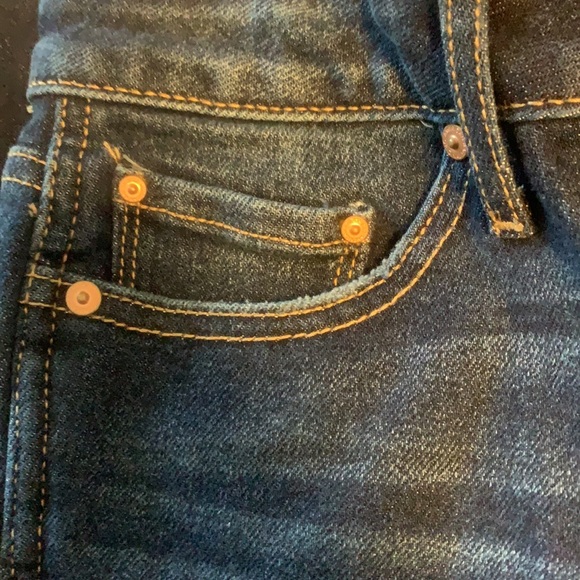 American Rag Kick Flare New Fit High Rise Jeans, Size 1, EUC, MAKE AN OFFER!!! - Picture 2 of 12